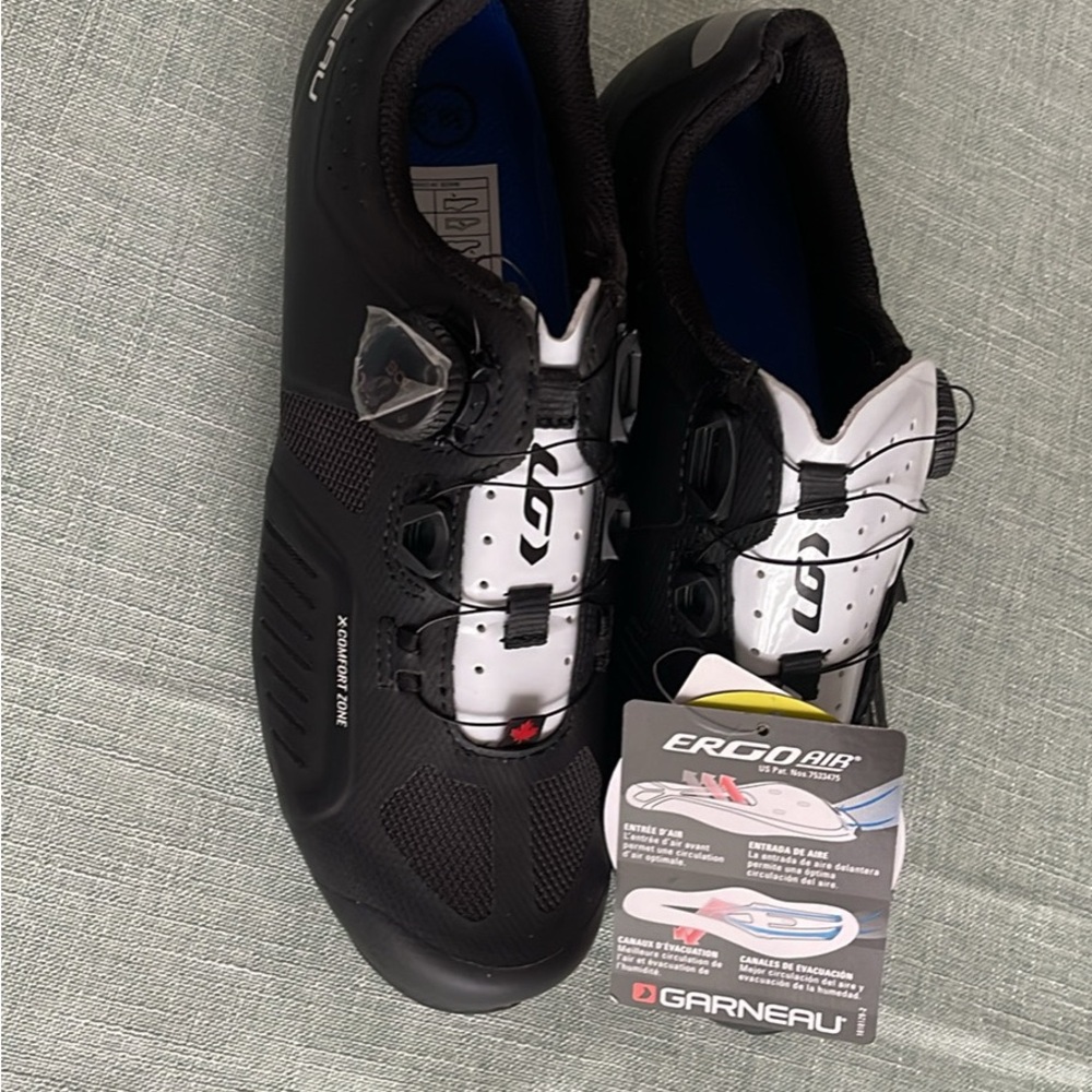 Garneau Black and White Cycling Shoes
